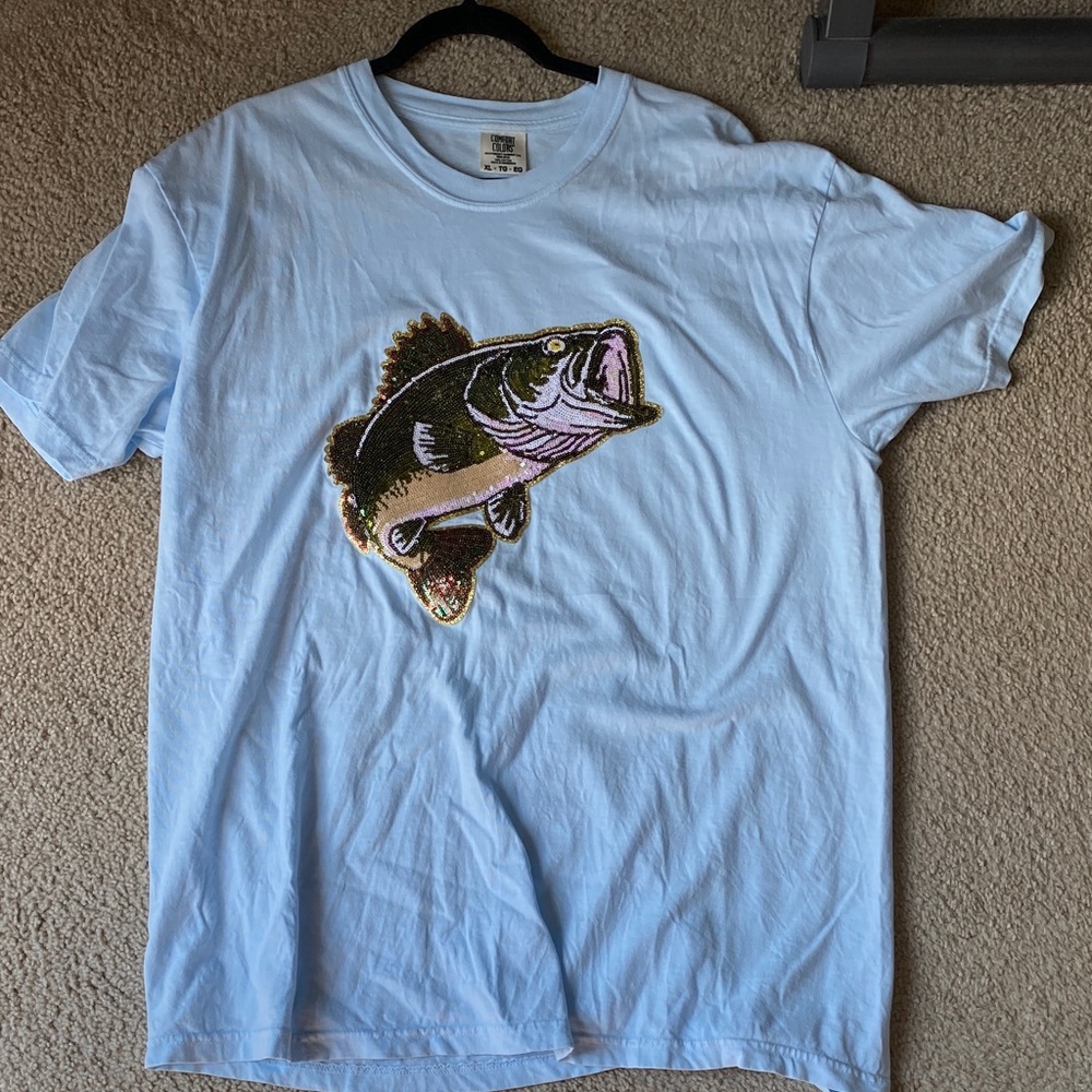 Bass Fish Graphic T-Shirt